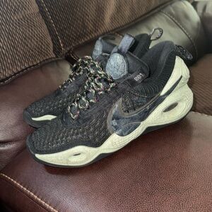 Nike Cosmic Unity Athletic Shoes Men's Size 7.5